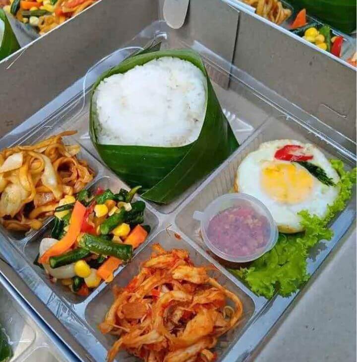 (082226001128) UTRIE Snack Catering Katering Nasi Kotak di Solo Surakarta, menerima pesanan snack kotak atau snack box Daily Catering atau catering hariran untuk Perusahaan Karyawan kantor pabrik